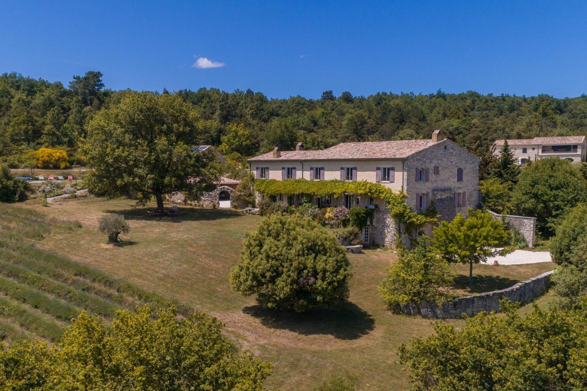 Domaine De Barbe - Chambre Lin Salles-sous-Bois ภายนอก รูปภาพ